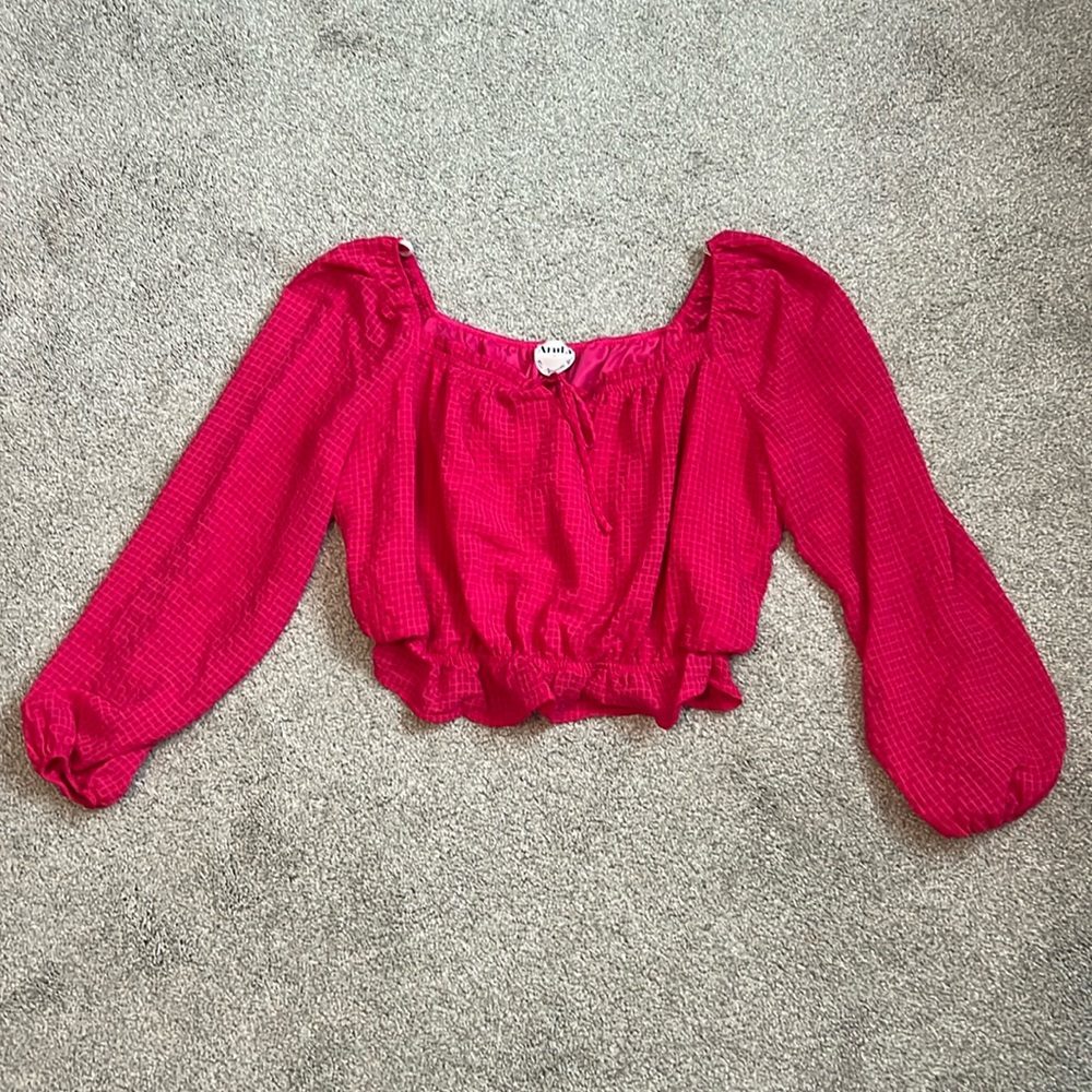 Arula Cropped Puff Sleeve Top